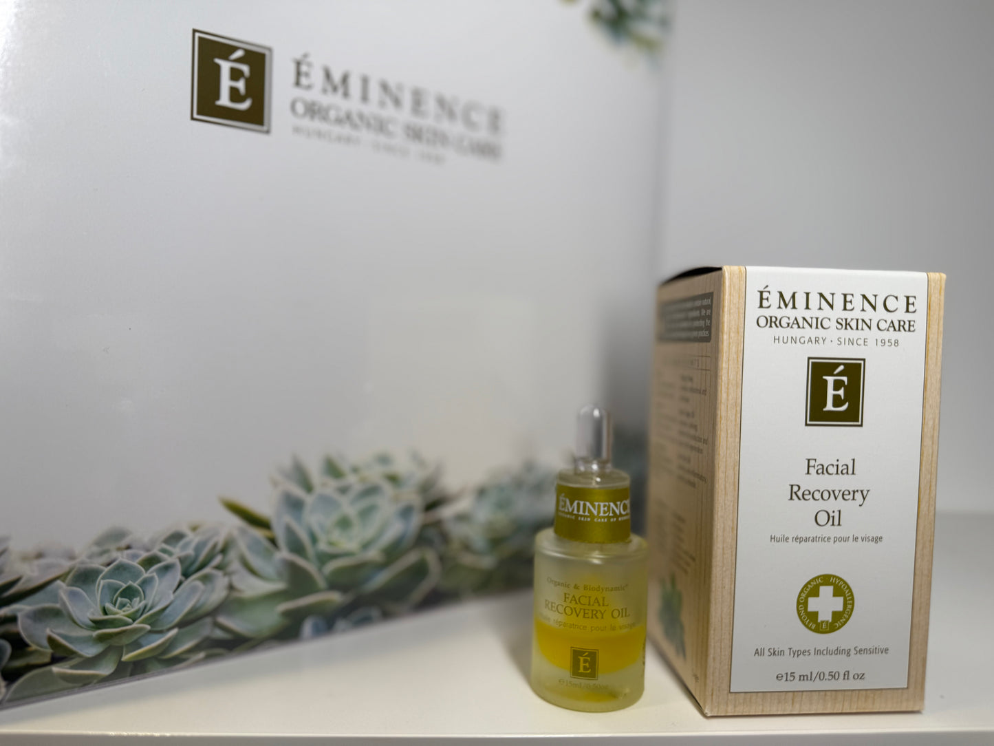 Eminence organic skin care facial recovery oil